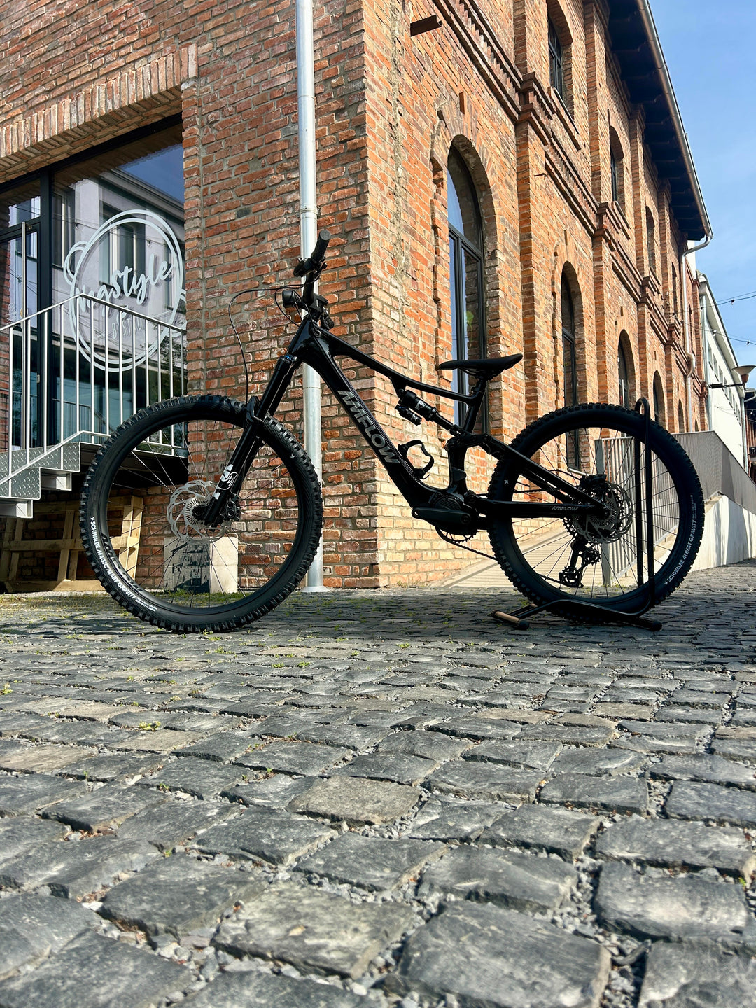 AMFLOW PX Carbon — PPF Frame Protection